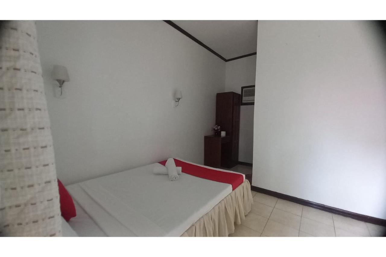 Oyo 934 Bea'S Garden Inn Tiniguiban Exterior photo